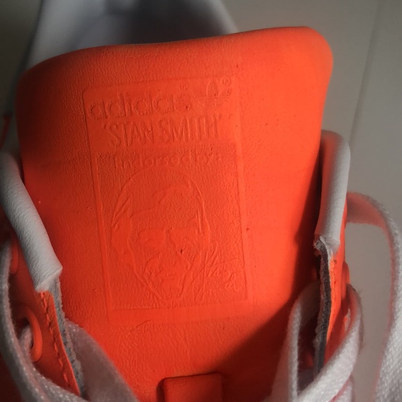 Bright summer orange #unignorable Stan Smith ready for your summer adventures :) - Picture 2 of 7